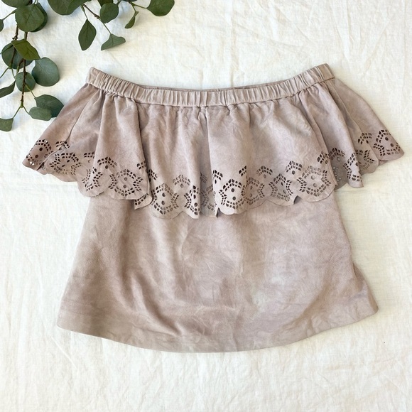 LaMarque Renuka Off-The-Shoulder Suede Top in Lilac - Picture 13 of 13